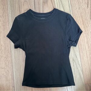 Abercrombie & Fitch Black Short Sleeve cropped Tee